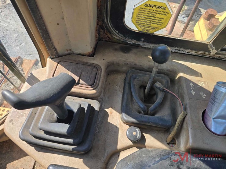 2001-caterpillar-d6m-xl-image-21
