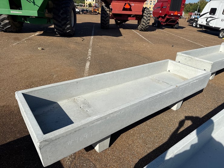 #9697-•-3-x-10-feed-trough-image-1