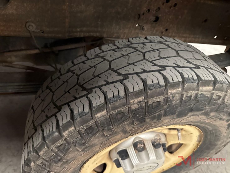 2008-chevrolet-silverado-2500-image-12