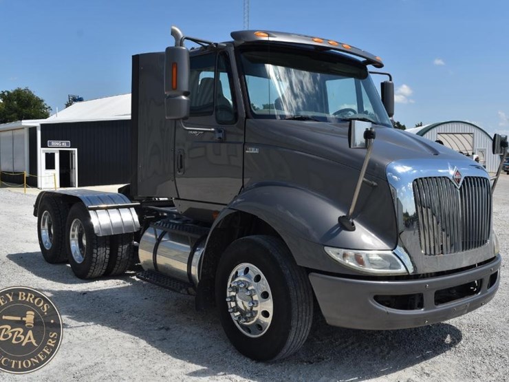 2013-international-transtar-8600-image-9