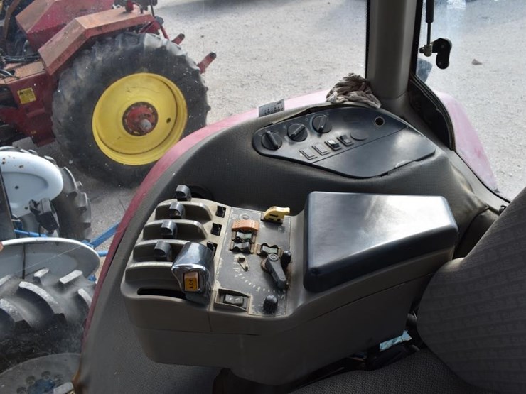 case-ih-mx240-image-14