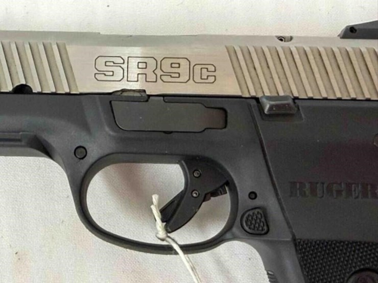ruger-sr9c-9mm-pistol-image-11