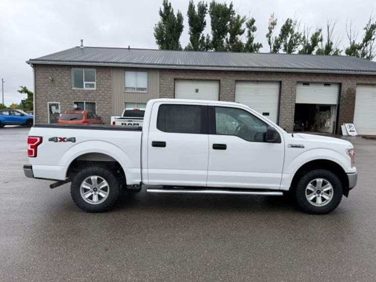 2018-ford-f150-xlt-image-6