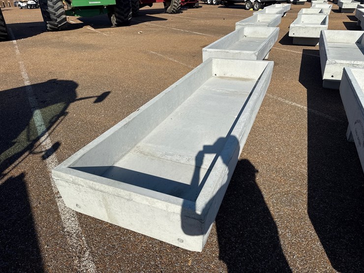#9701-•-3-x-10-feed-trough-image-2