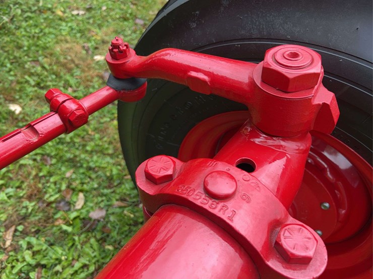 1970-farmall-826-diesel-row-crop-golden-demonstrator-image-19