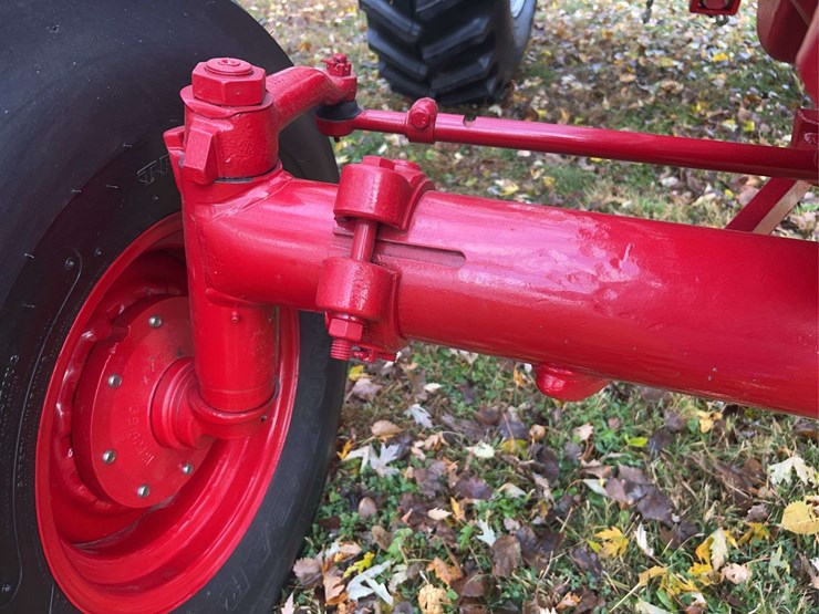 1970-1456-farmall-row-crop-golden-demonstrator-image-19