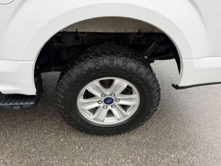 2018-ford-f150-xlt-image-33