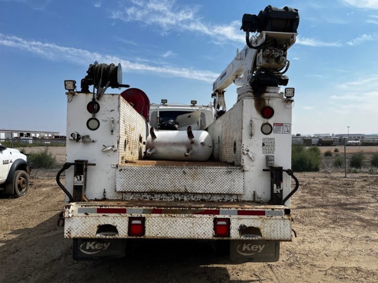 2015-international-durastar-4300-image-6