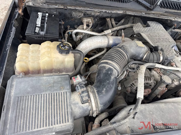 2002-chevrolet-2500-image-19