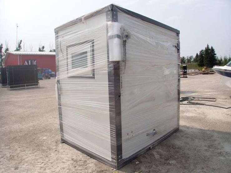 unused-bastone-portable-restroom-(small)-image-5