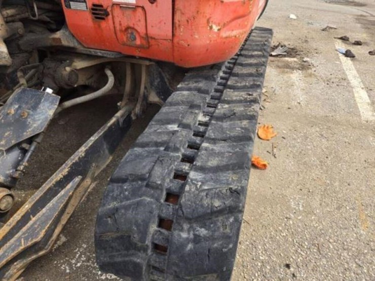 2013-kubota-kx057-4-image-12