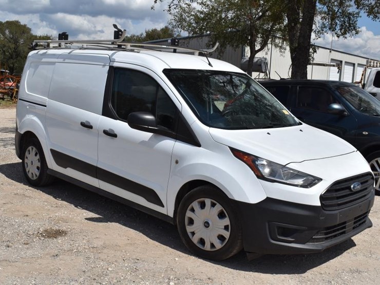 2020-ford-transit-image-2