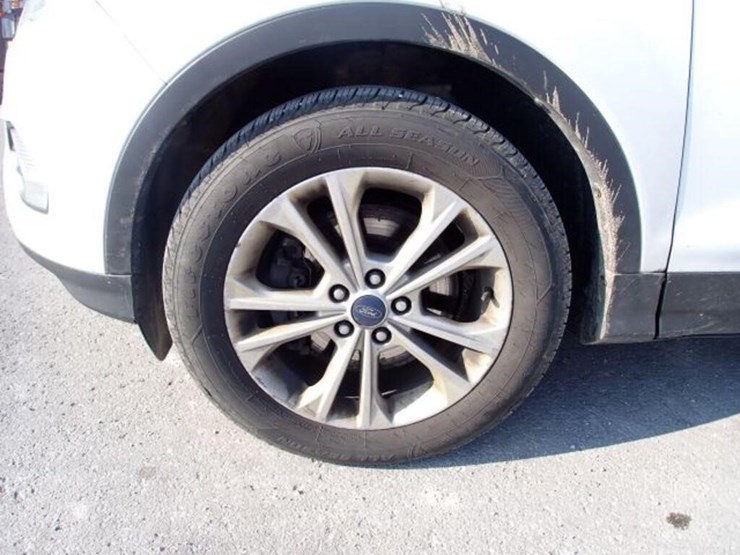 2018-ford-escape-image-47