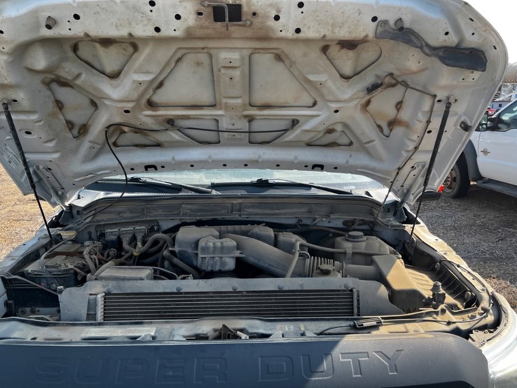 2014-ford-f250-image-12
