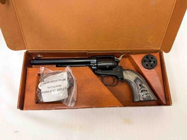 heritage-rough-rider-22/22mag-revolver-image-1