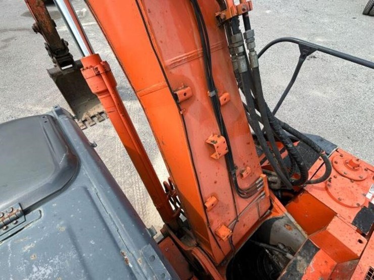 2007-hitachi-zx225us-lc-image-47