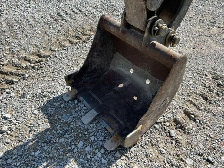 2015-bobcat-418-image-24