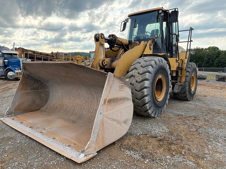 caterpillar-972-image-1
