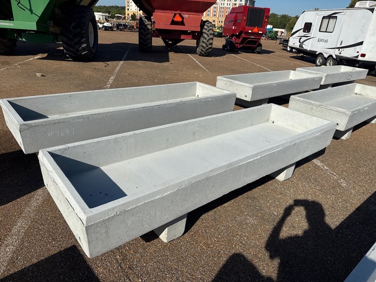 #9696-•-3-x-10-feed-trough-image-1