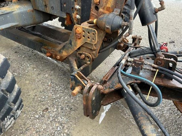 2018-kubota-m6-141-image-41