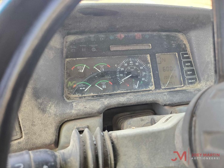 2005-deere-350d-image-30