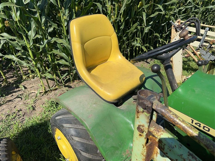 john-deere-140-image-6