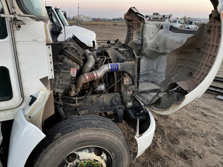 2014-kenworth-t270-image-13