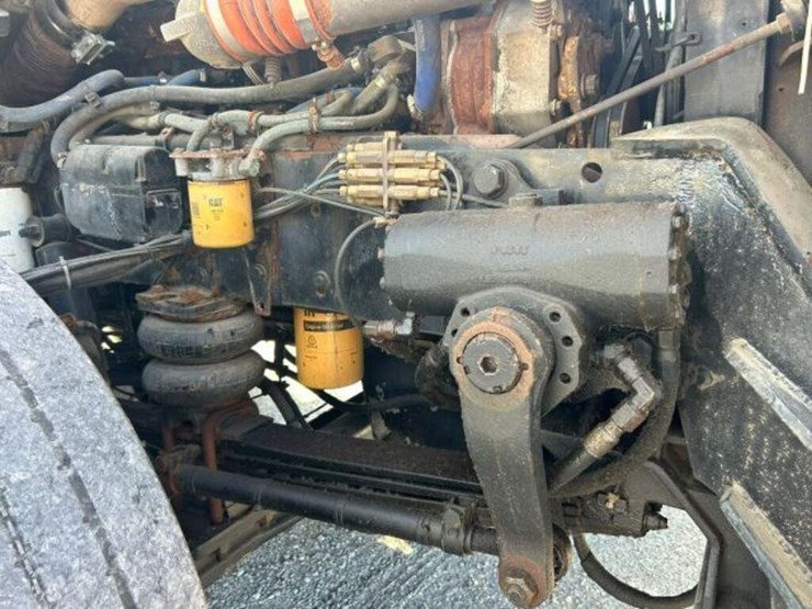 2001-kenworth-t800-image-44