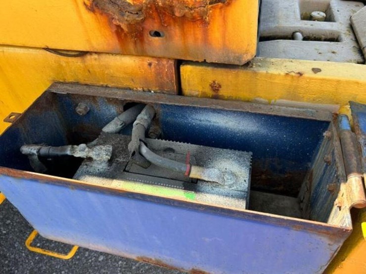 1989-komatsu-wa320-1-image-36