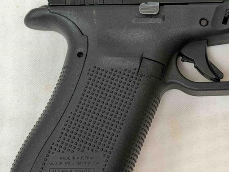 glock-model-45-9mm-pistol-image-15