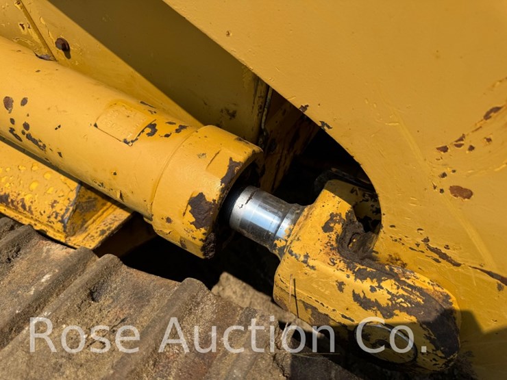 caterpillar-953-image-8