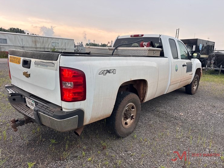 2007-chevrolet-2500-image-3