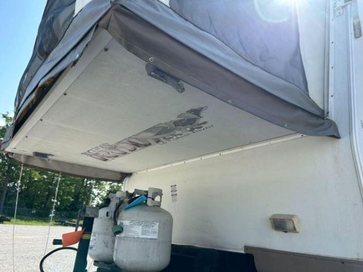 2008-forest-river-rockwood-roo-21ss-t/a-hybrid-tra-image-14