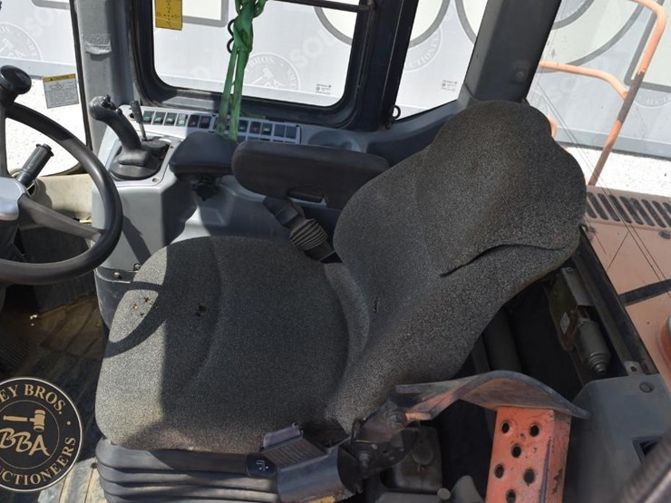 2006-doosan-dl400-image-60
