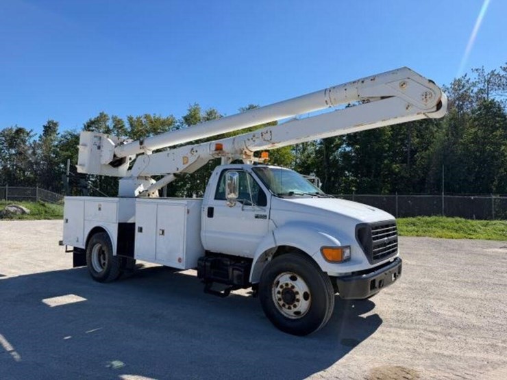 2001-ford-f650-xl-image-2