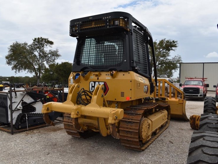 caterpillar-d1-image-7