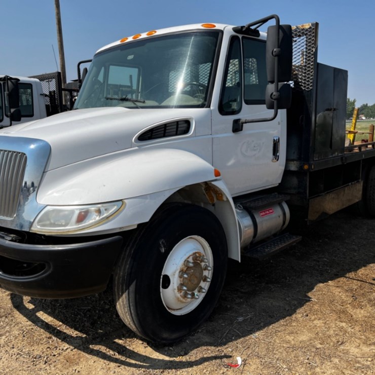 2013 INTERNATIONAL DURASTAR 4300