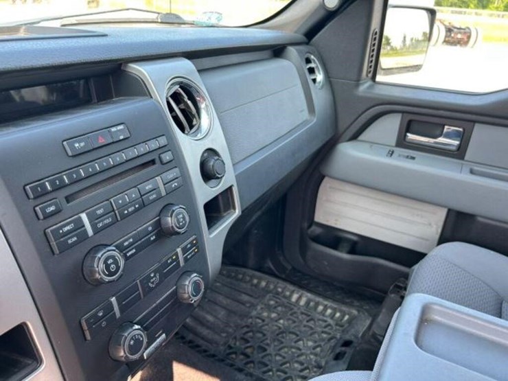 2014-ford-f150-xlt-image-19