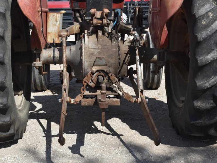 massey-ferguson-235-image-5