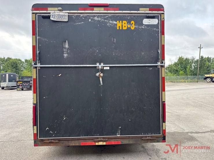 2004-car-mate-enclosed-trailer-image-13