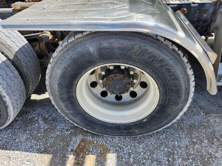 2008-kenworth-t800-image-64