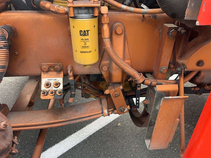 2006-peterbilt-379-image-75