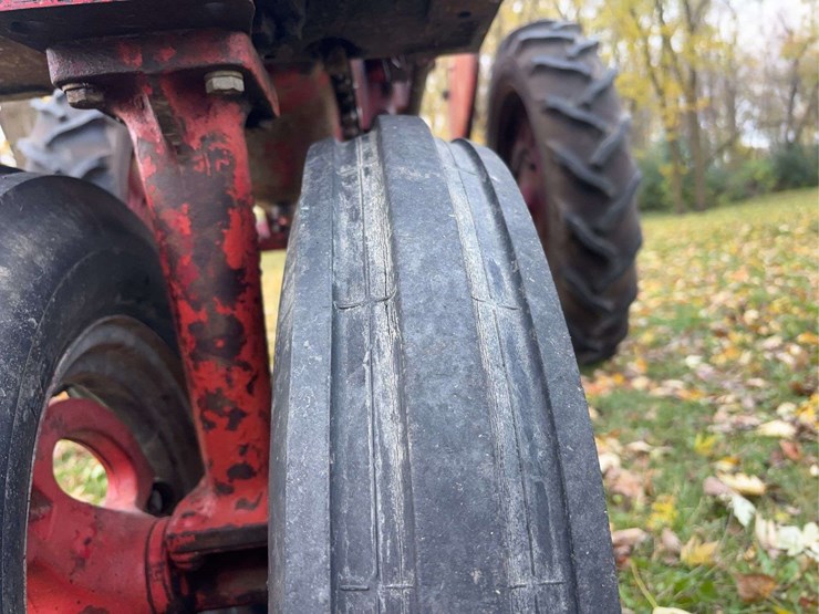 1952-farmall-super-c-image-92