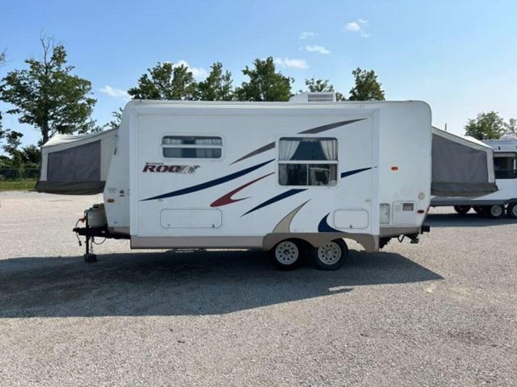 2008-forest-river-rockwood-roo-21ss-t/a-hybrid-tra-image-8
