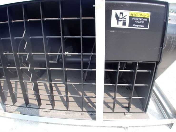 unused-greatbear-skid-steer-bucket-.4-cy-mixer-image-15