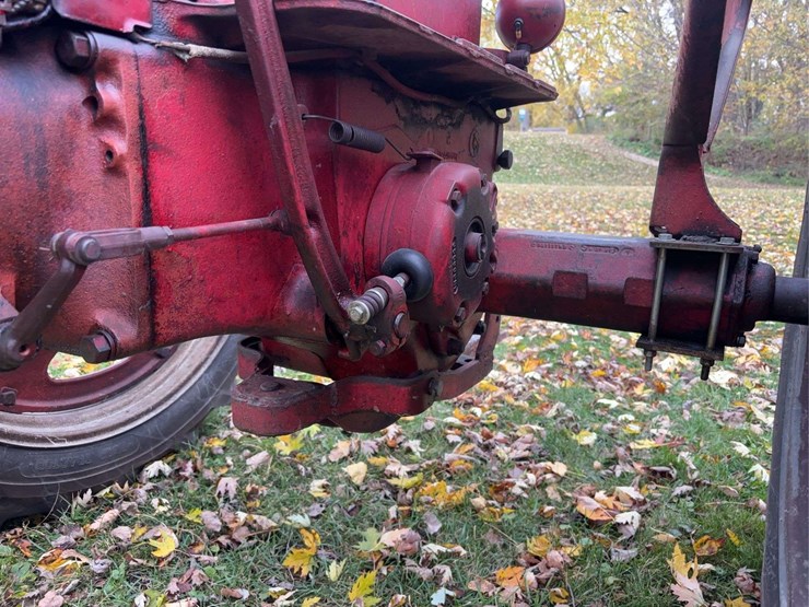 1952-farmall-super-c-image-51
