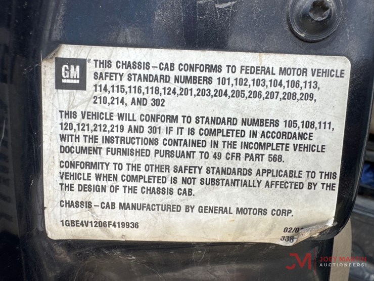 2006-chevrolet-c4500-box-truck-image-36