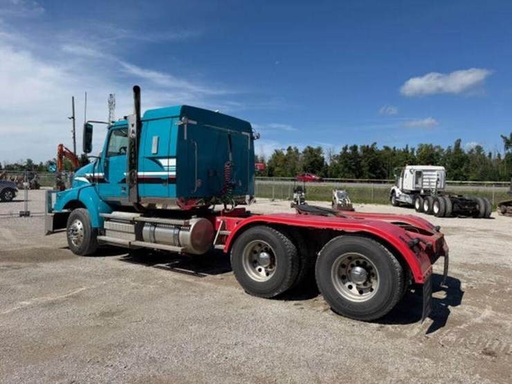 2023-western-star-4900-image-5