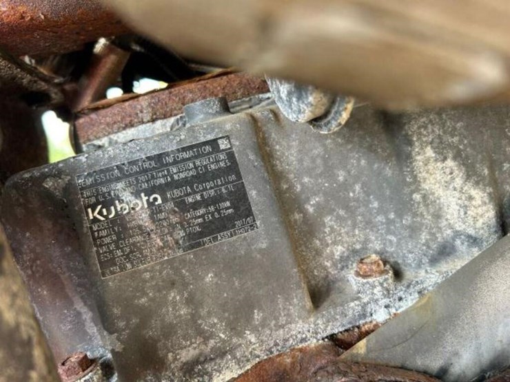 2018-kubota-m6-141-image-33