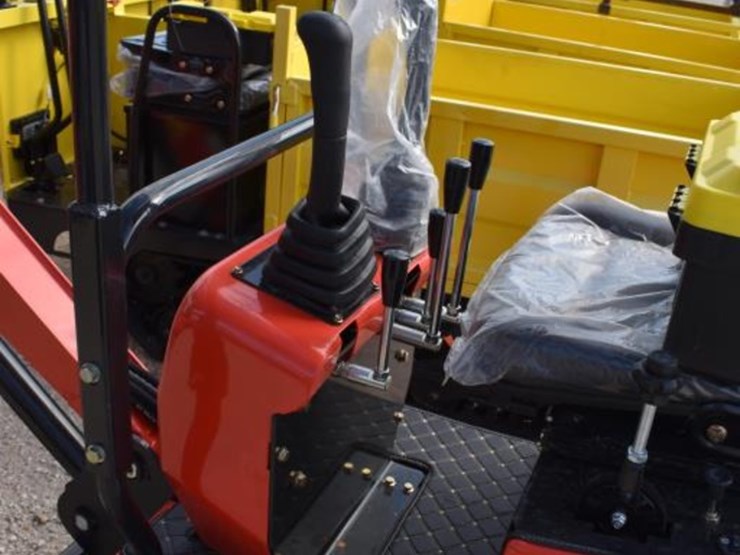 me-15-mini-excavator-(serial-#-2512393279)-(k)-image-6